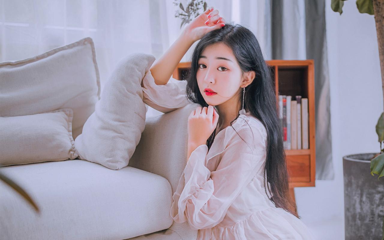 在新疆库尔勒点亮书法“烛光”